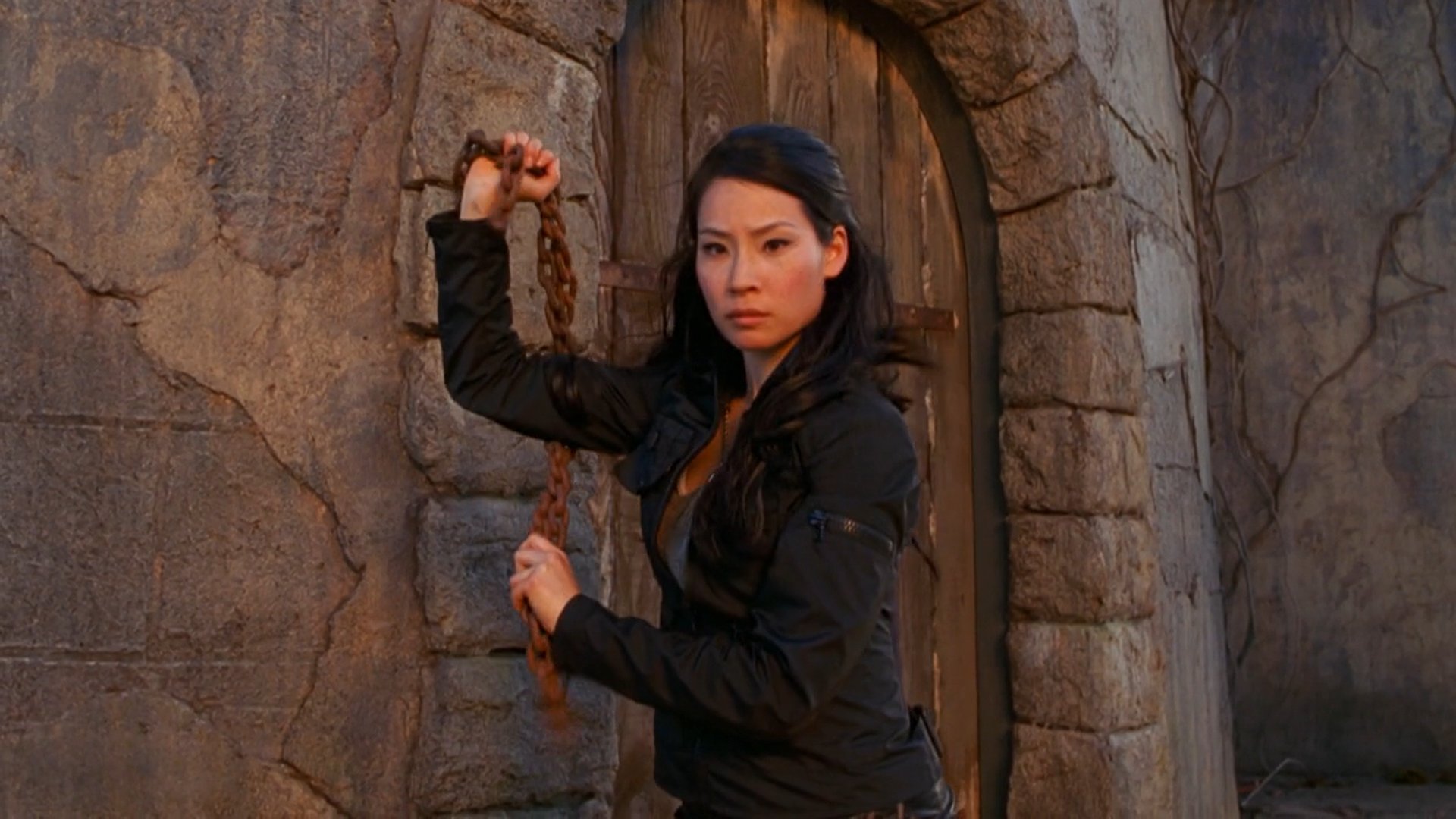 Lucy Liu as Alex Munday in 'Charlie's Angels' (Image source: 'Charlie's Angels' - 2000)